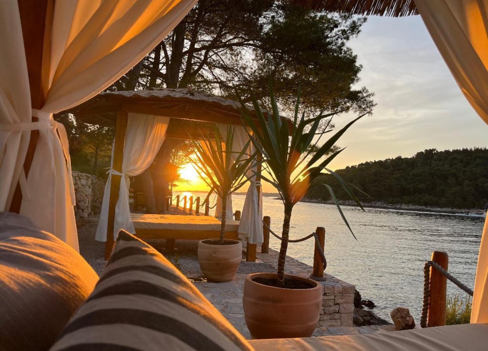 Holiday Home Sunny Side เวลาลูกา ภายนอก รูปภาพ
